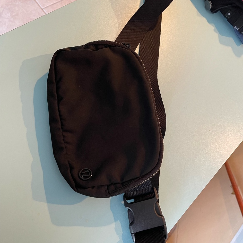 Lululemon Wear-Everywhere Belt Bag